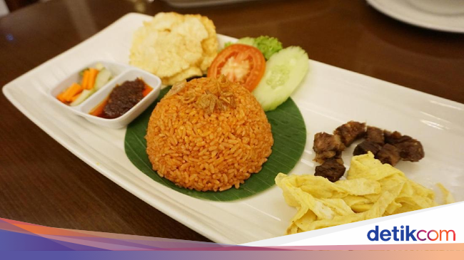 Rumah Putih Ada Nasi  Goreng  Merah  Palembang  yang Gurih 