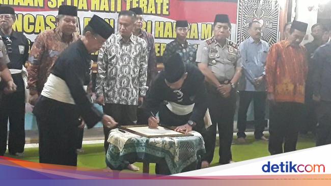 Download Gambar gambar ucapan idul fitri psht 2019 Terbaru