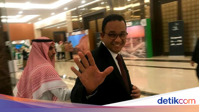Anies Jadi Penguji Disertasi Politikus Gerindra di Malang Anies Jadi Penguji Disertasi Politikus Gerindra di Malang