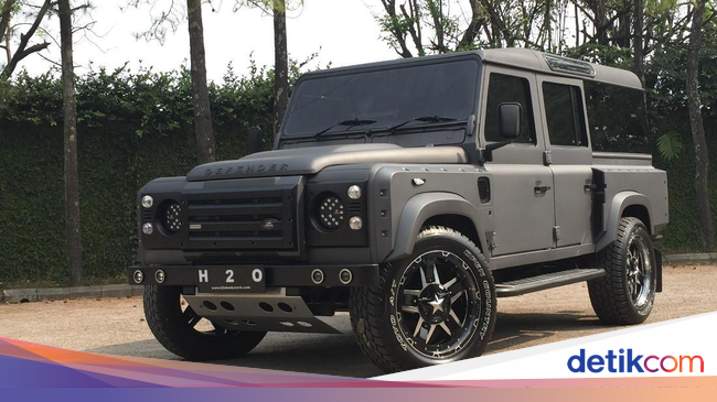 Land Rover Defender 1998 ala Mahasiswa Bandung Land Rover Defender 1998 ala Mahasiswa Bandung