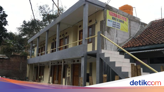 'Seribu' Kos-kosan di Jalur Rel Mati KA Jabar