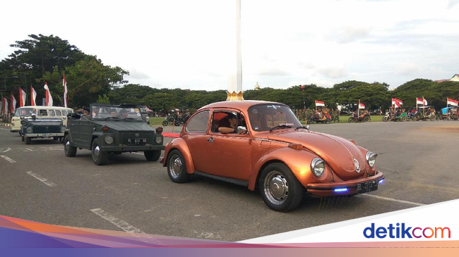 Mobil VW Jadul Ramaikan Pawai Merah Putih Sabang Merauke Mobil VW Jadul Ramaikan Pawai Merah Putih Sabang Merauke