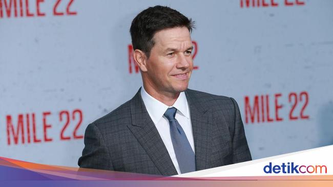 Mark Wahlberg Dulu Kerja di Toko dengan Upah Rp 50 Ribu per Jam