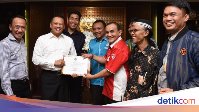 Bamsoet Imbau KNPI Bersatu Sebelum Hari Sumpah Pemuda