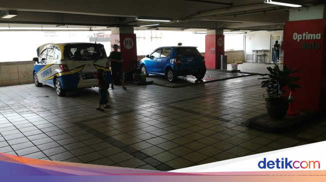 Bengkel Mobil di Parkiran Mal Bengkel Mobil di Parkiran Mal