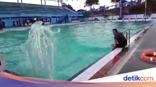 Ini Pengakuan Penjaga Kolam Renang yang Muncul Ombak Bak 