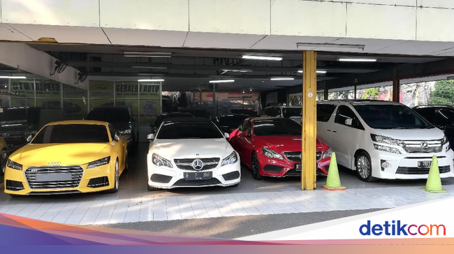 Penjualan Mobil  Mewah  Bekas  Anjlok Penjualan Mobil  Mewah  Bekas  Anjlok