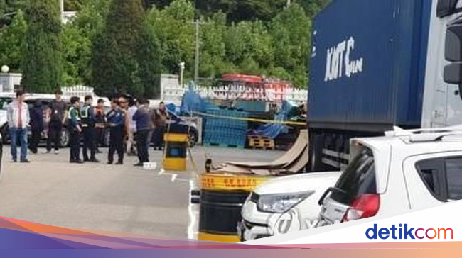 Laskar Semut Merah - Wikipedia budi Indonesia, ensiklopedia bebas