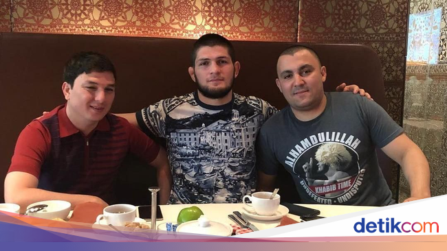 Momen Kulineran Khabib Nurmagomedov hingga Nama Jajanan 