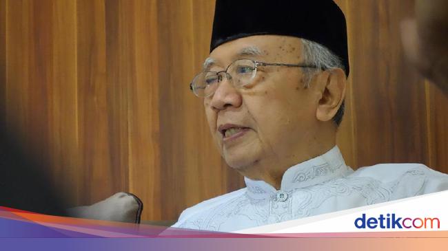 Gus Sholah Sang Minoritas Pendobrak