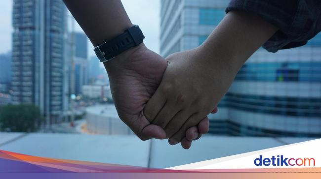 Boleh Enggak Pegang Tangan Pacar Di Bulan Ramadan