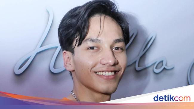 Adegan Ciuman dengan Amanda Rawles Pacar Jefri Nichol Adegan Ciuman dengan Amanda Rawles Pacar Jefri Nichol