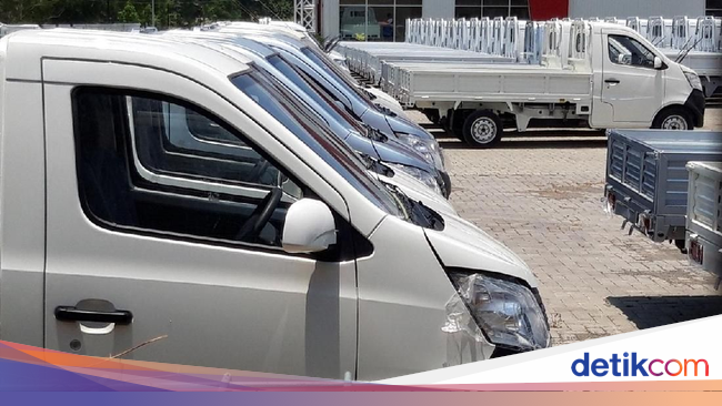 Begini Wujud Mobil Pikap Esemka di Pabrik Boyolali Begini Wujud Mobil Pikap Esemka di Pabrik Boyolali