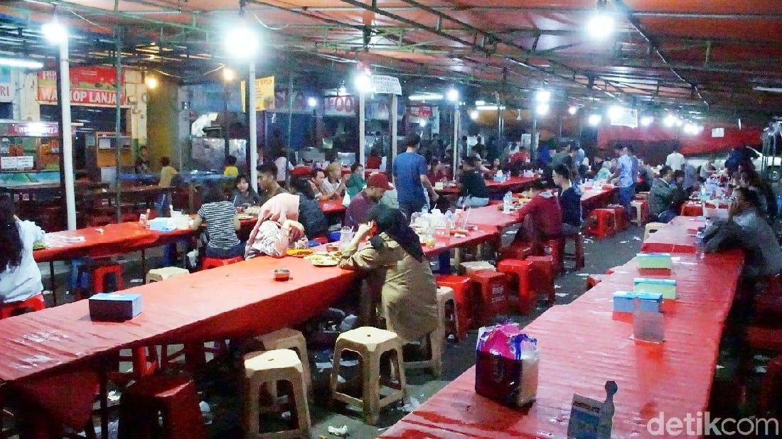 10 Rekomendasi Tempat Makan Seafood Enak Di Jakarta