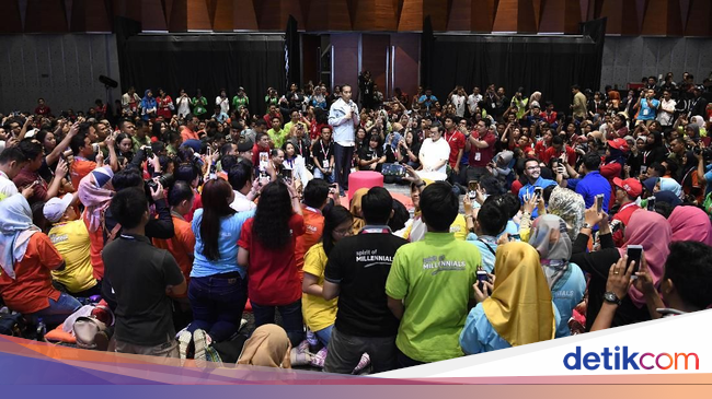 Ini Pesan Jokowi ke Milenial soal Main Medsos Ini Pesan Jokowi ke Milenial soal Main Medsos