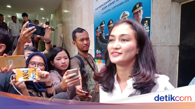 Ternyata Ratna Sarumpaet Sempat Depresi di Tahanan Ternyata Ratna Sarumpaet Sempat Depresi di Tahanan