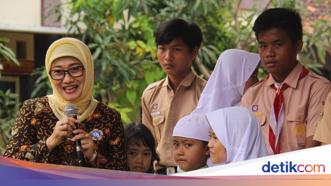 Mendagri akan Temui Anna Bupati Indramayu yang Mundur Demi 