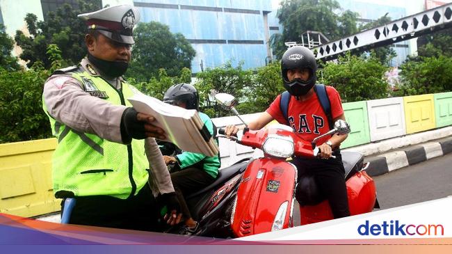 Nggak Mau Keluar Duit Rp 500 Ribu Kan? Pasang Pelat Nomor yang Bener!