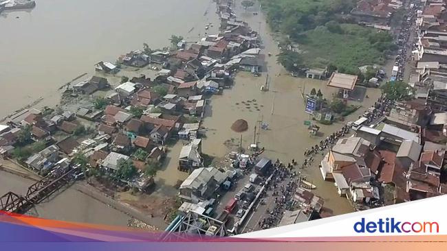 Penampakan Terkini Banjir di Kabupaten  Bandung  dari 