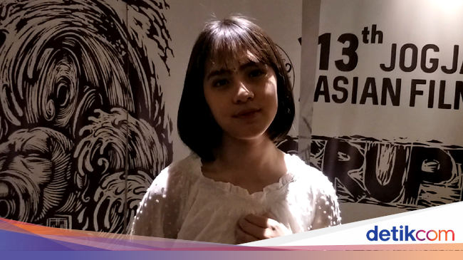 Cerita Zara 'JKT48' Perankan Euis di Film 'Keluarga Cemara'