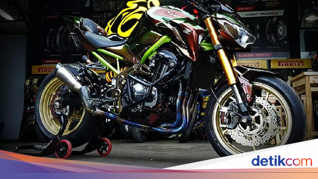 Modifikasi Kawasaki Z900 ala Bunglon Habis Rp 150 Juta Modifikasi Kawasaki Z900 ala Bunglon Habis Rp 150 Juta