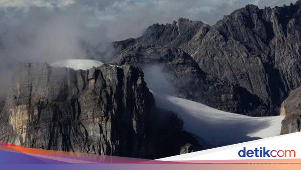 Nasib Es Abadi di Puncak Jaya yang Diprediksi Habis Akhir Tahun Ini