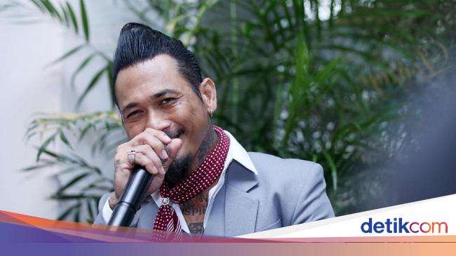 Kala Gugus Tugas Enggan Tergiring Isu Konspirasi Corona Dari Jerinx
