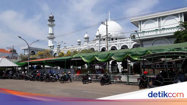 Haul Kiai Hamid Pasuruan Jalur Lalu Lintas Dialihkan