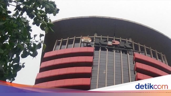 KPK Tegur Ustaz Khalid Beberkan Pengembalian Uang: Itu Materi Penyidikan