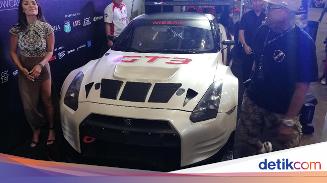 Mobil Balap Nissan GTR GT3 Ini Diterbangkan dari Jepang ke BSD Mobil Balap Nissan GTR GT3 Ini Diterbangkan dari Jepang ke BSD