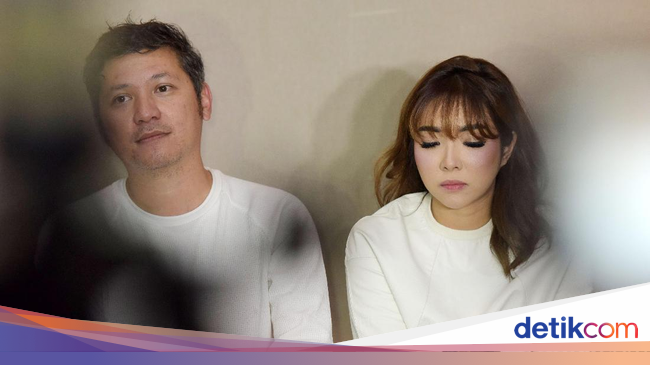 Putuskan Pisah dengan Gisel, Gading Habiskan Waktu Bareng 