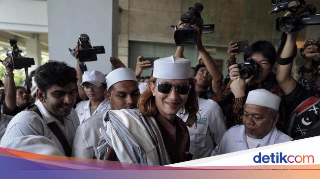 Ceramah Habib Bahar Bin Smith Jokowi Pengkhianat Sampai Jokowi Haid