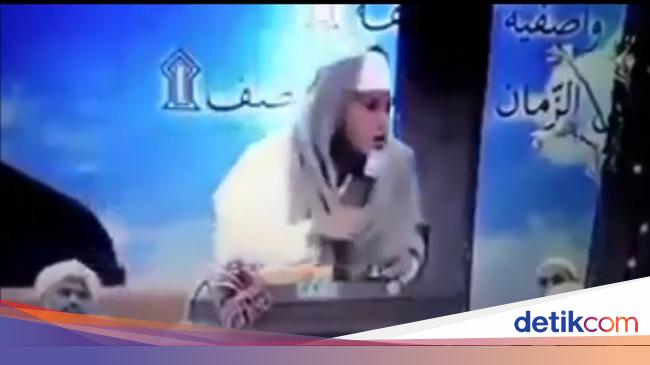 Ini Transkrip Habib Bahar Bin Smith Sebut Jokowi Kayaknya Banci Ini Transkrip Habib Bahar Bin Smith Sebut Jokowi Kayaknya Banci