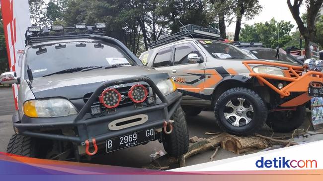 Daihatsu Taruna Buat Main Tanah