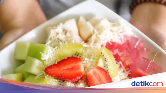 Salad  Buah  Segar yang  Bersaus Creamy  Bisa Dibuat dengan 5   Salad  Buah  Segar yang  Bersaus Creamy  Bisa Dibuat dengan 5