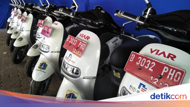  Motor  Listrik  Lebih Murah untuk  Pelat Merah