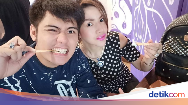 Nikah Siri dengan Galih Ginanjar Barbie Kumalasari Merasa Nikah Siri dengan Galih Ginanjar Barbie Kumalasari Merasa