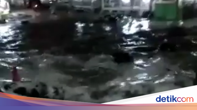 Bmkg Hapus Cuitan Gelombang Tinggi Kini Sebut Terjadi Tsunami Di