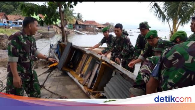 Foto Tempat Wisata Penginapan di Lampung Selatan Hancur Foto Tempat Wisata Penginapan di Lampung Selatan Hancur
