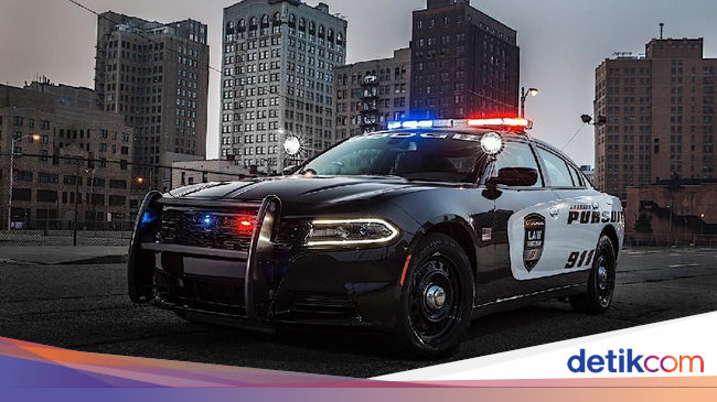 Di Amerika Modifikasi ala Mobil Polisi Ditangkap Di Amerika Modifikasi ala Mobil Polisi Ditangkap