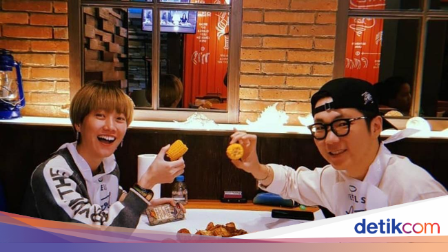 Kulineran YouTuber Hits Ria SW, dari Seoul hingga Nasgor 