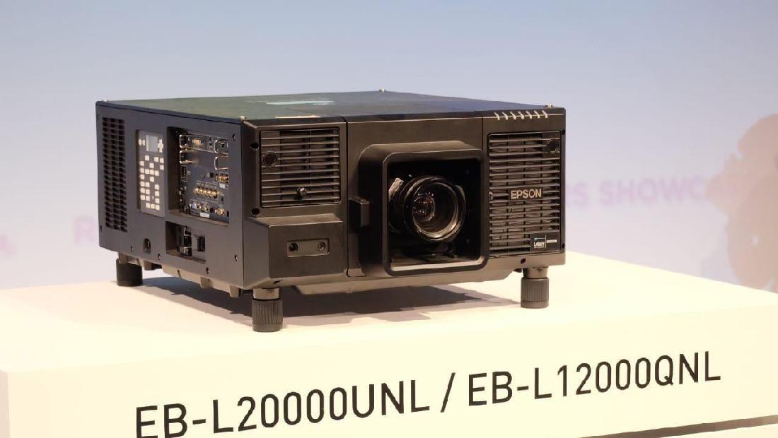Epson Jual Proyektor Rp 1 Miliar di 