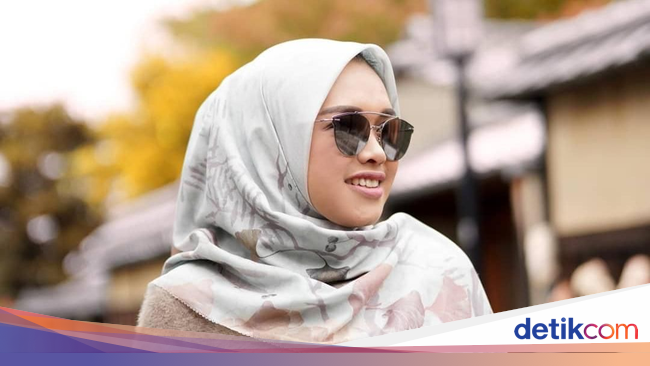 Kisah Inspiratif Wanita Jualan Hijab yang Selalu Sold Out 