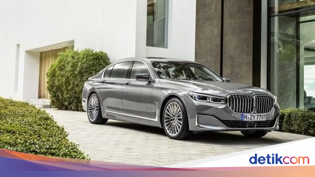  Sedan  Mewah  BMW  Kian Wah dan Nendang 