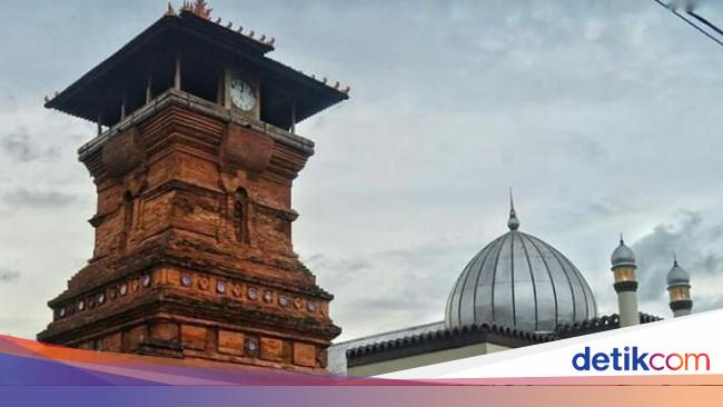 Wajah Akulturasi Budaya Pada Masjid Masjid Bersejarah Di Indonesia Wajah Akulturasi Budaya Pada Masjid Masjid Bersejarah Di Indonesia