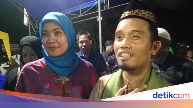 Istri Meninggal Ustad Maulana Dan 4 Anaknya Tidur Di Samping Jenazah