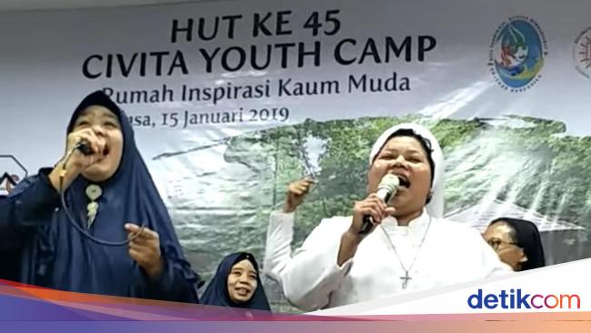 Cerita Di Balik Suster Katolik Dan Grup Kasidah Nyanyi Jilbab Putih