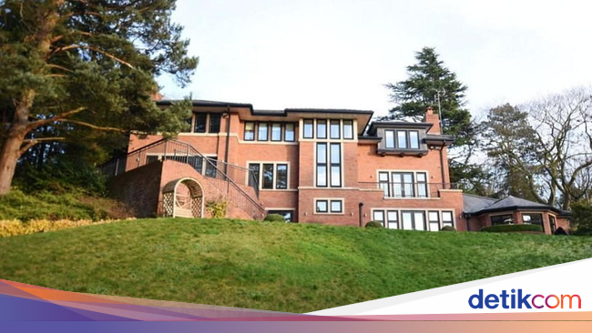 Rumah Cristiano Ronaldo Dijual Rp 60 M Begini Jeroannya Rumah Cristiano Ronaldo Dijual Rp 60 M Begini Jeroannya