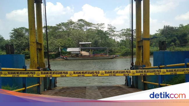 Pengelola Penyeberangan Sungai Brantas di Tulungagung Buka Pengelola Penyeberangan Sungai Brantas di Tulungagung Buka