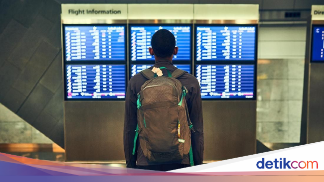 Viral Foto Pria  Sambut Pacarnya yang Selingkuh di  Bandara 
